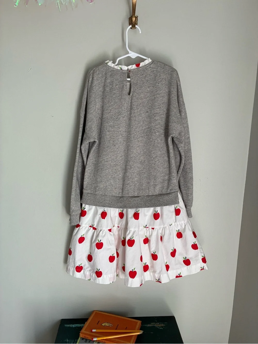 Mini Boden Back to School Apple Sweater Dress Size 8/9 years